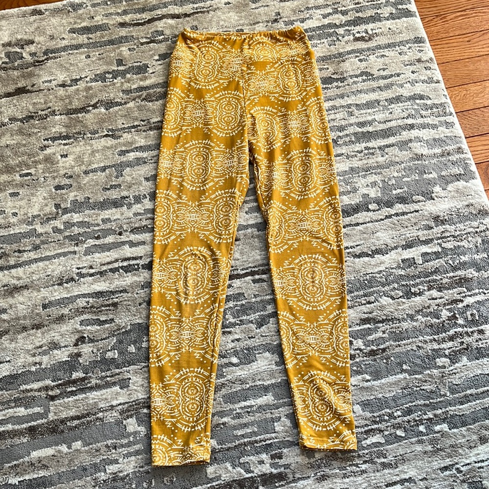 Tribal print leggings